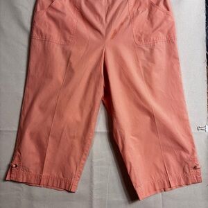 Alfred Dunner Coral Women's Bermudas